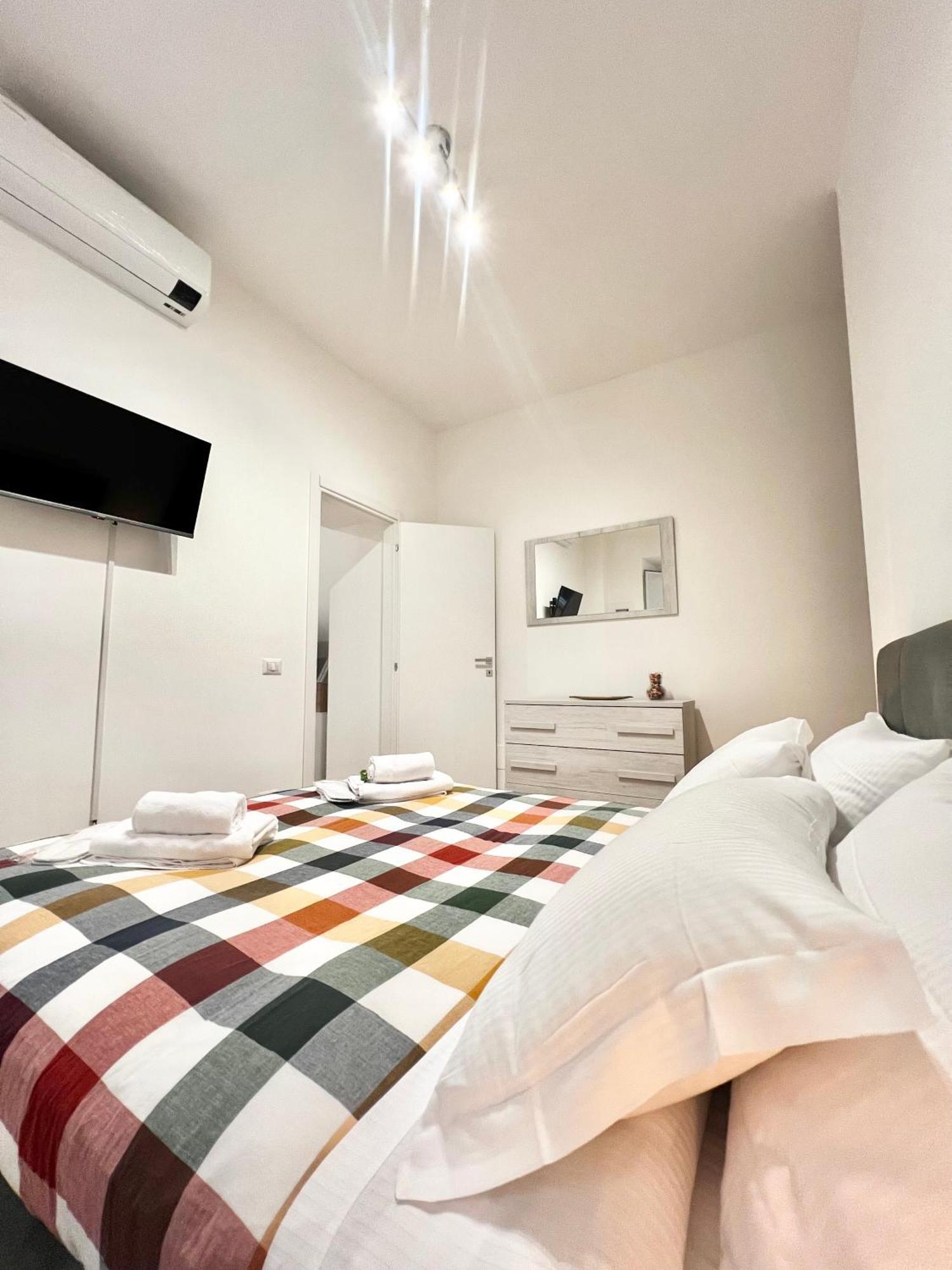 Saint Peter 78 - Design Apartment Roma Esterno foto